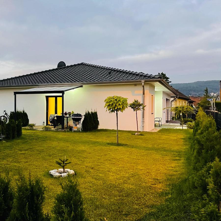 Zu Den Sandsteinhohlen Blankenburg  Dış mekan fotoğraf